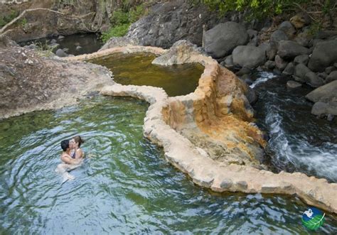 Eaux Thermales Hacienda Guachipelin Costa Rica Decouverte Costa Rica