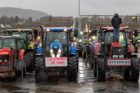 La Revuelta Del Sector Primario Se Intensifica En Francia El Mayor