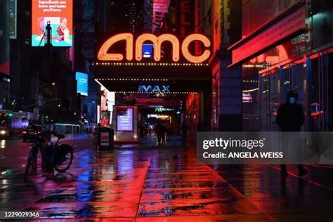 Times Square Movie Theater Photos and Premium High Res Pictures - Getty Images