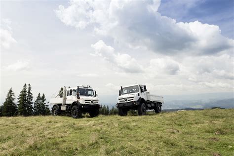 Mercedes Benz Off Road Icons Unimog And G Class Summit Of The Rough