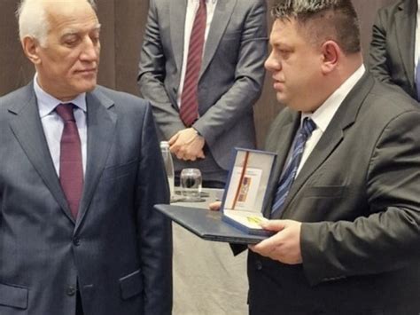 Президентът на Армения награди Атанас Зафиров