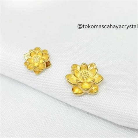 Jual Charm Lotus Bunga Teratai Emas Asli K Hk Hongkong Ukuran