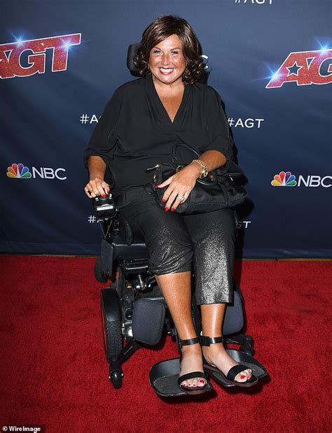 Descubrir 101 Imagen Why Is Abby Lee In A Wheelchair Abzlocalmx