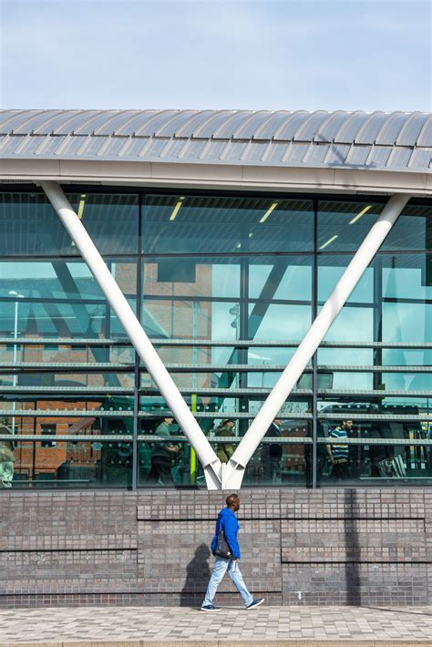 Transit Guide: Reaching Cineworld Stoke-on-Trent by Bus 13