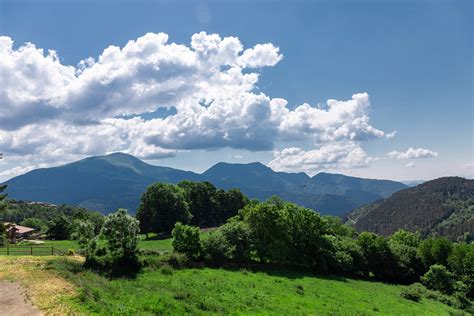 Por Campelles Y Ribes De Freser Bajo La Mirada Del Taga Ruta