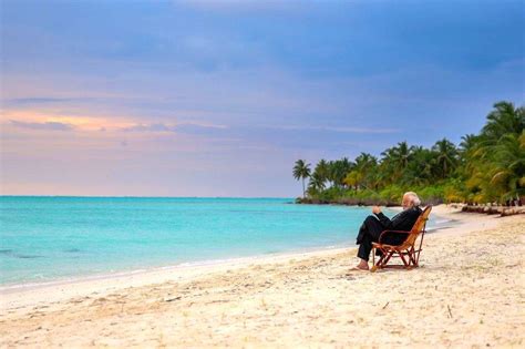 Lakshadweep : Prime Minister Narendra Modi takes a walk at a beach ...