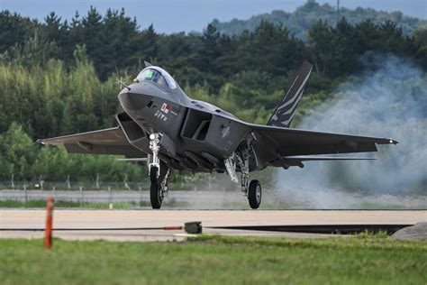 South Korean Kf Boramae Makes Maiden Flight Air Data News