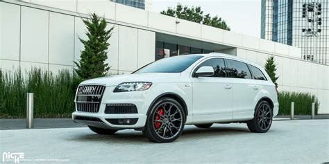 Ride In Comfort With This Audi Q7 On Niche Wheels