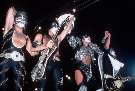 Kiss Band Concert Concerts