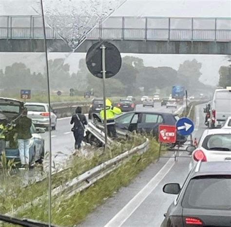 Risolto Lincidente Sulla Pontina Tra Campoverde Ed Aprilia Allalba