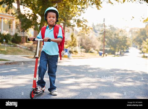 Child Scooter Helmet Hi Res Stock Photography And Images Alamy