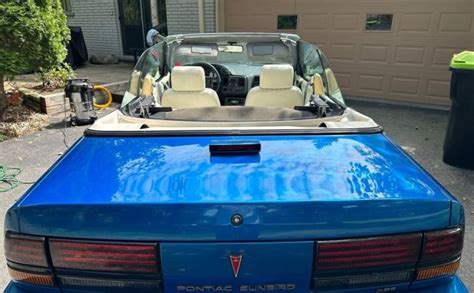 11k Original Miles 1992 Pontiac Sunbird Se Barn Finds