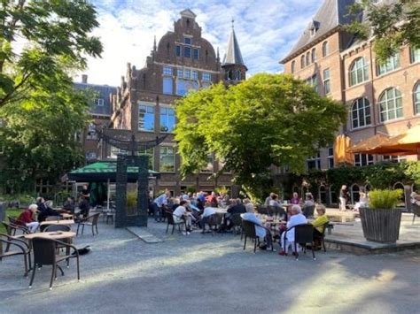 De Kracht Van Het Roze Stadsdorp Amsterdam Vrije Tijd Amsterdam