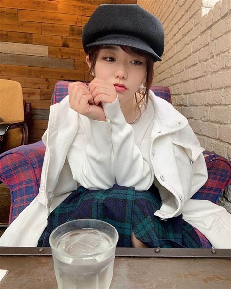 峯岸みなみさんのインスタグラム写真 峯岸みなみinstagram 「カフェ大好き🍰 ブラックコーヒーを毎日飲むと代謝があがると聞いて