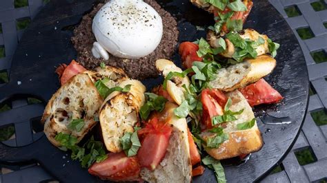 Bruschetta platter with burrata | SBS Food