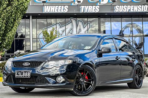 Ford Falcon Hussla Royalty Gloss Black Wheel