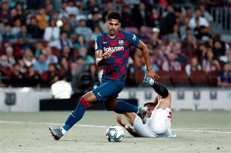 Ronald Araújo First Barcelona Start Of Many Barca Universal