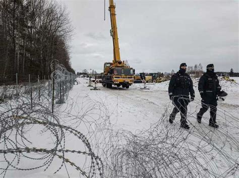 Trwa budowa zapory na granicy polsko białoruskiej e Grajewo pl