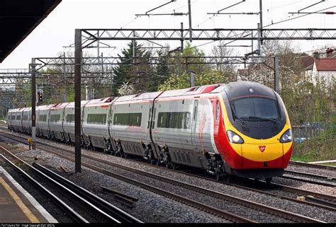 RailPictures Net Photo Virgin Trains Class 390 1 Pendolino EMU At