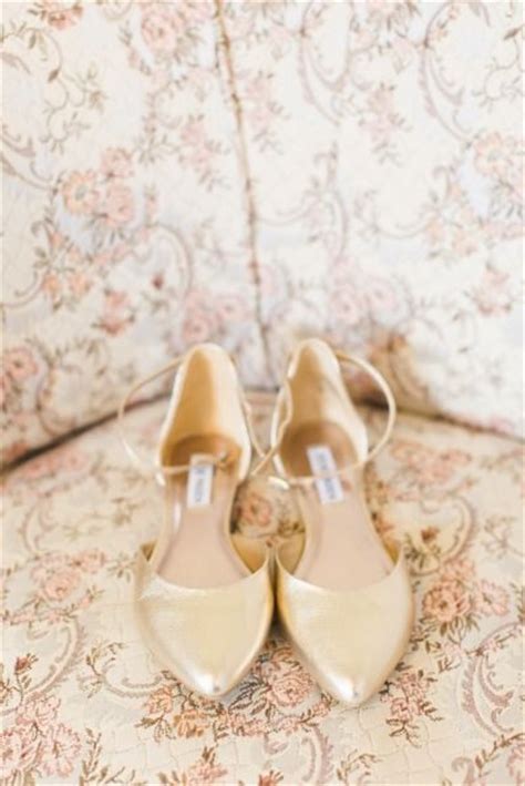 Comfortable Wedding Flats For Brides Deer Pearl Flowers