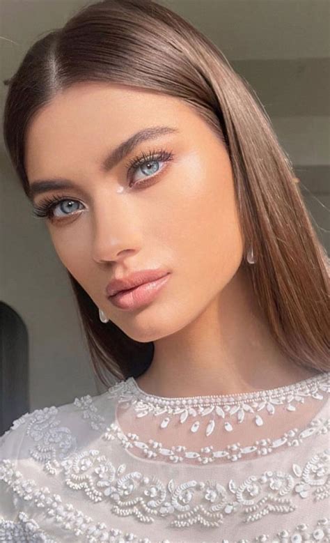 32 Radiant Makeup Looks To Make You Glow On Your Big Day Radiant Look