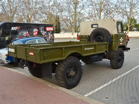 ГАЗ-66Б / Десантный . Описание, характеристики, история, фото, видео.