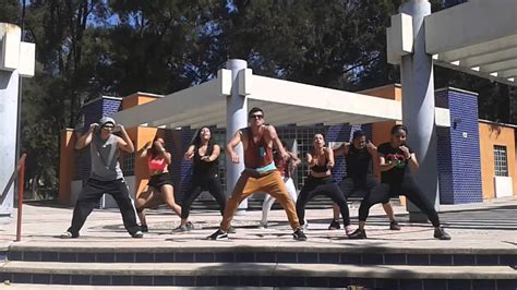 Farruko J Balvin Am Zumba Con Jonathan Mejia Youtube