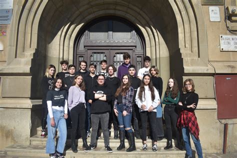 Şi Elevii De La Colegiul Naţional Elena Cuza Fac Performanţă La