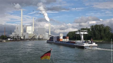 Fahrt Von Schleuse Iffezheim Nach Mannheim Rhein Blick Nac Flickr