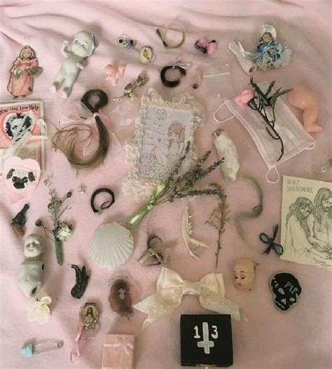 Pin By Kat Gotdon On 7th Creepy Cute Pink Aesthetic Pink