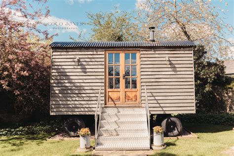 Tythe Barn, Launton | Dog Friendly Wedding Venue, Oxfordshire ...