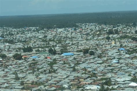 Africa, Zanzibar; historic and busy – On The Road With DEC