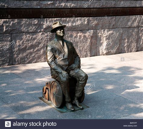 Statue of FDR in a wheelchair at the FDR Memorial in Washington DC ...