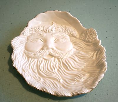 Mikasa Holiday Elegance Sculpted Santa S Cookie Plate Porcelain W Gold