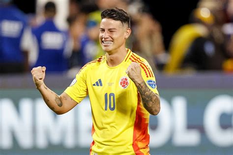 James Rodríguez celebra su cumpleaños previo a la final de Copa América