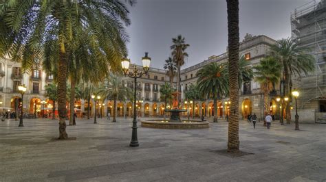 Plaça Reial | Barcelona-Home