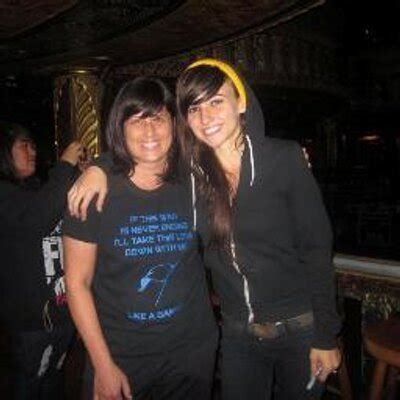 Rebel Wilson On Twitter When The Sun Comes Out In London My First Thought Is Naked Sunbaking