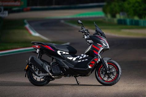 Aprilia SR GT Replica 2025 Harga OTR Promo Januari Spesifikasi Review