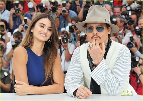 Johnny Depp Penelope Cruz Pirates In Cannes Photo 2543898 2011