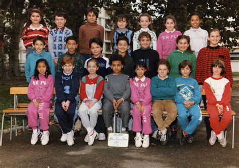 Photo De Classe Cm 1 De 1987 Ecole Marie Curie Copains Davant