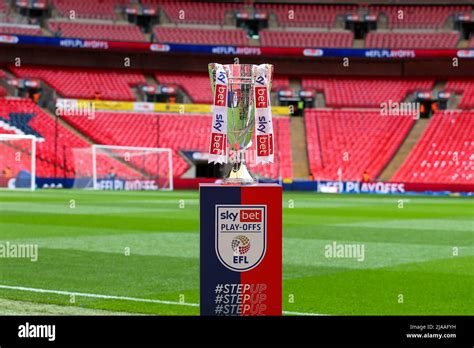 Sky Bet Championship Efl Championship Trophy Kakamega Go Ke