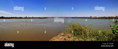 Omdurman confluence of the blue nile white nile rivers river hi-res ...