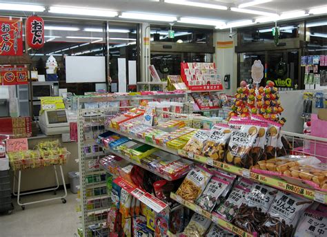 Konbini - 24/7/365 convenience stores in Japan