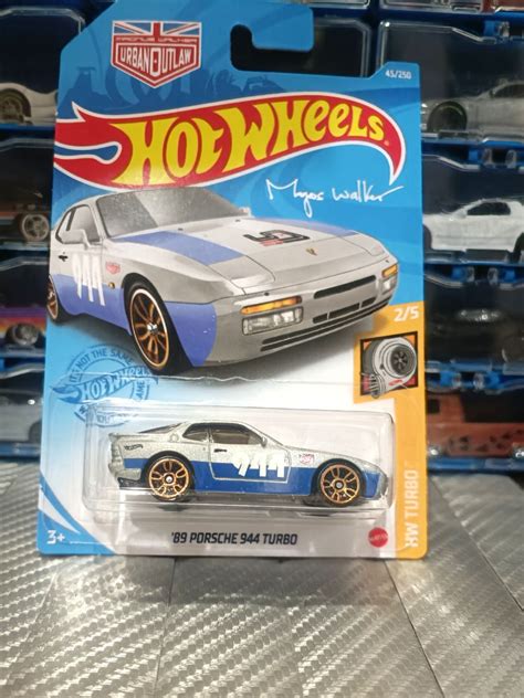 Hot Wheels 89 Porsche 944 Turbo Hobbies Toys Toys Games On Carousell