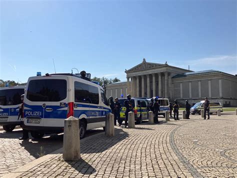 German police kill gunman near Israeli consulate in Munich