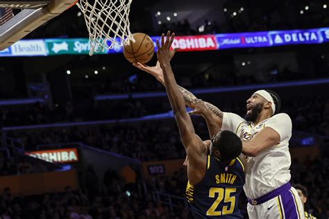 Nba Anthony Davis Lakers Hold Off Pacers Comeback