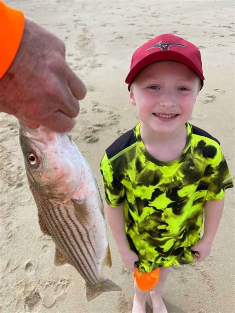 Surfland Bait And Tackle Plum Island Fishing The Season Start In Photos