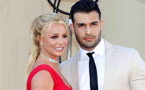 Britney Spears Sparks Concern With Nude Instagram Post Amid Series Of Personal Messages Long