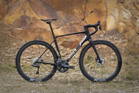 Onze fietsen voor sportievelingen | Superior Bikes | Intwiel ...