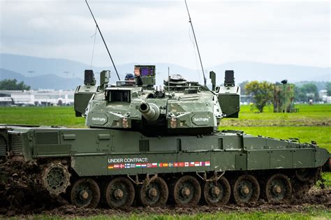 Румунія у трикутнику вибору нового танка Leopard 2 Abrams та K2 Defense Express